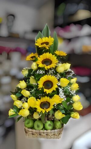 Girasoles rosas y fruta, manzanas y kiwii R138