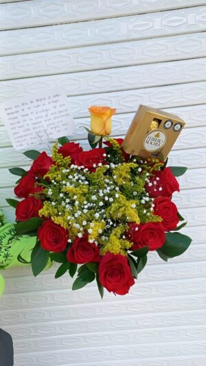 Corazón de rosas y ferrero x 4 unidades R10 R24